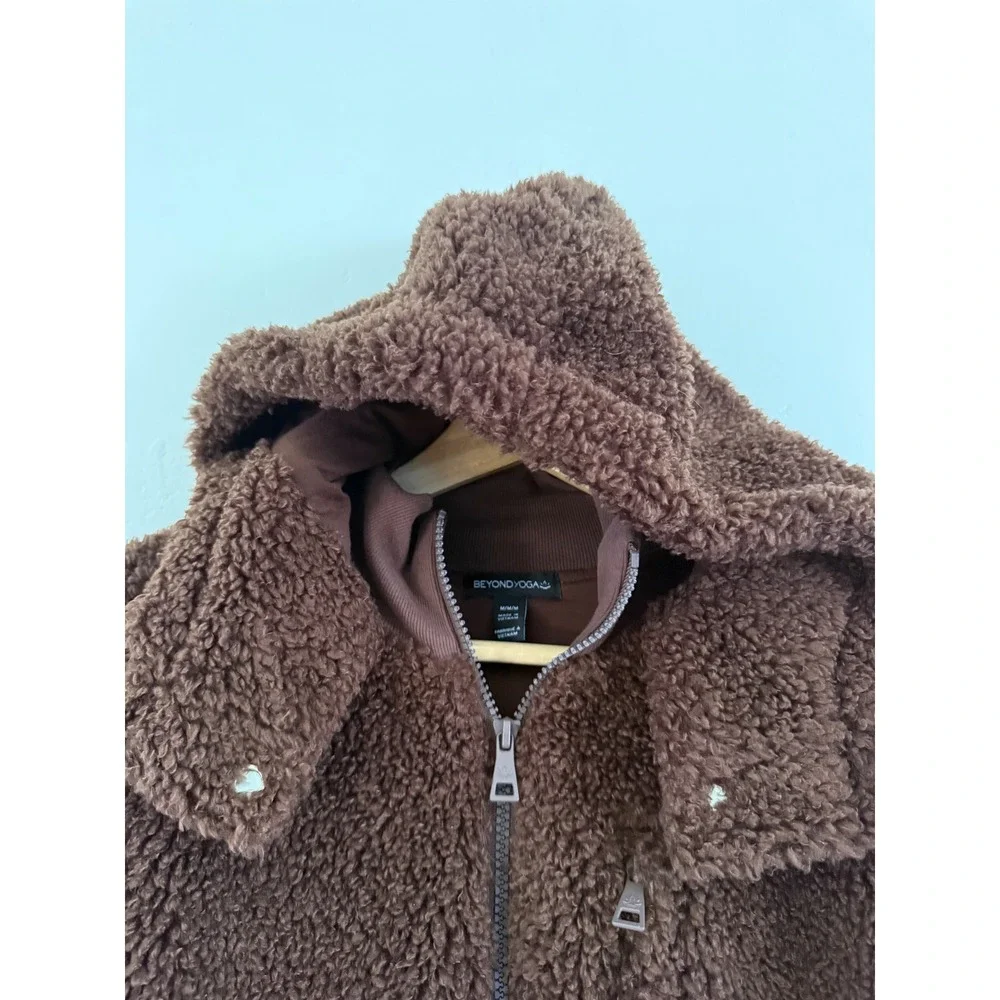 Beyond Yoga Brown Teddy Fleece Bomber Jacket Detachable Hood Womens Medium